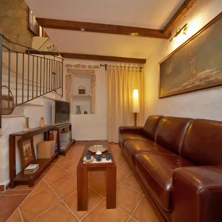 Rilovic House Hébergement de vacances Srednji Radovcici