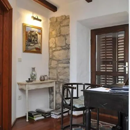 Rilovic House Hébergement de vacances Srednji Radovcici