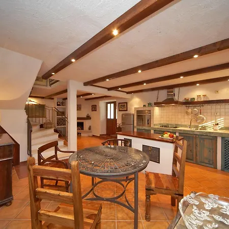 Rilovic House * Srednji Radovcici