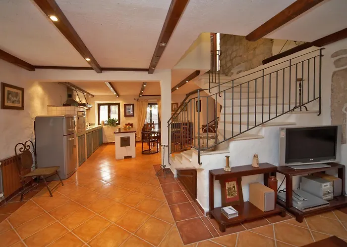 Rilovic House * Srednji Radovcici